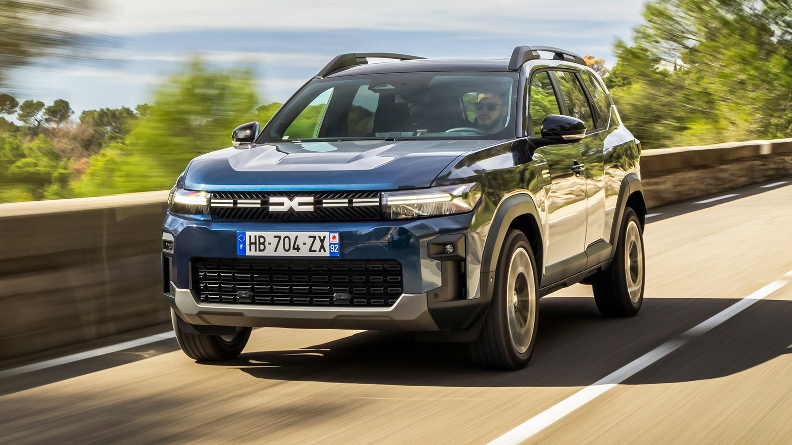 Dacia Bigster Journey, Front